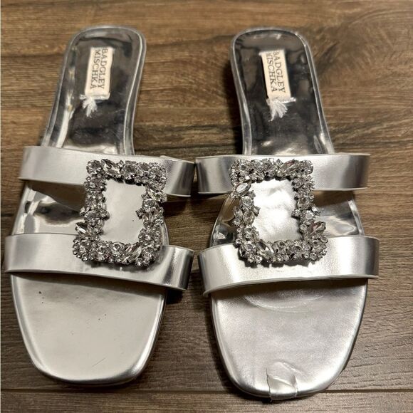Badgley Mischka Silver Josette Flat Metallic Slide Sandals - Picture 5 of 10